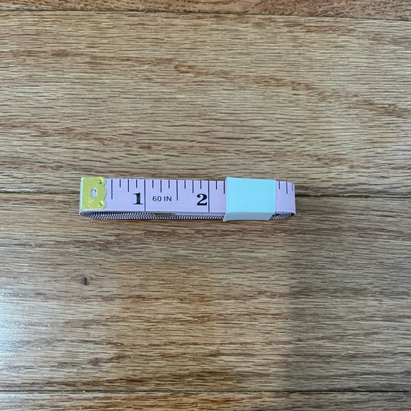 Measuring Tape - Picture 2 of 4